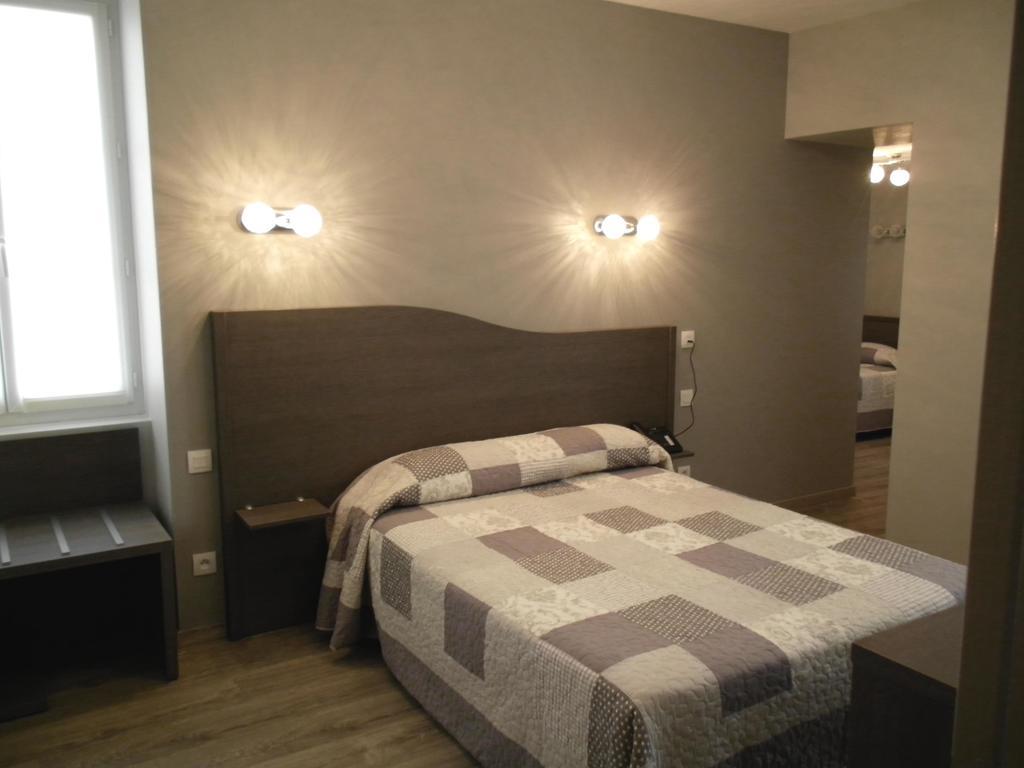 Annexe Hotel De La Gare Hendaye Εξωτερικό φωτογραφία